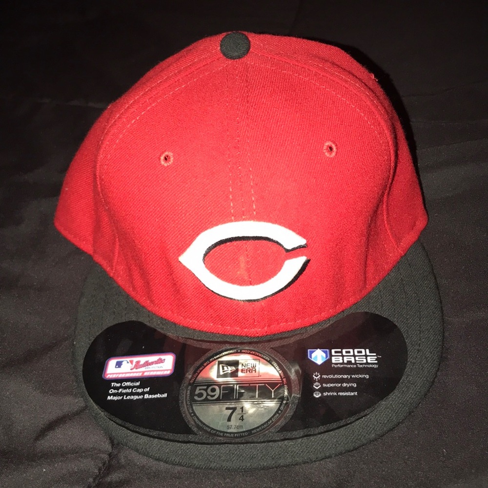 Classic fitted cap!
